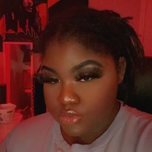 Meet your Posher, Kylie